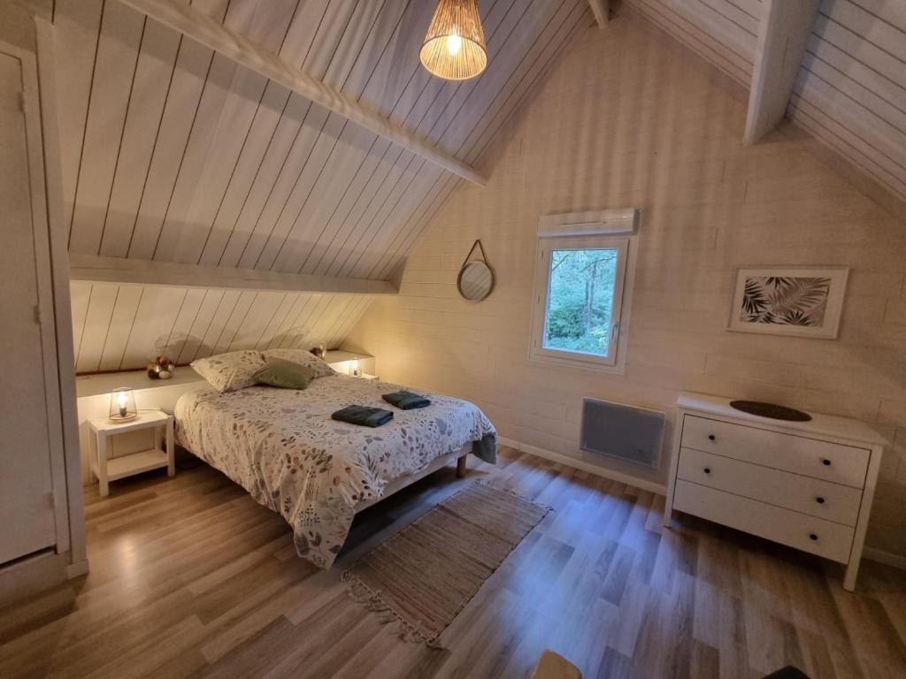 Les Chalets De Saumur, Piscine & Parc Boise, 100M Du Cadrenoir エクステリア 写真
