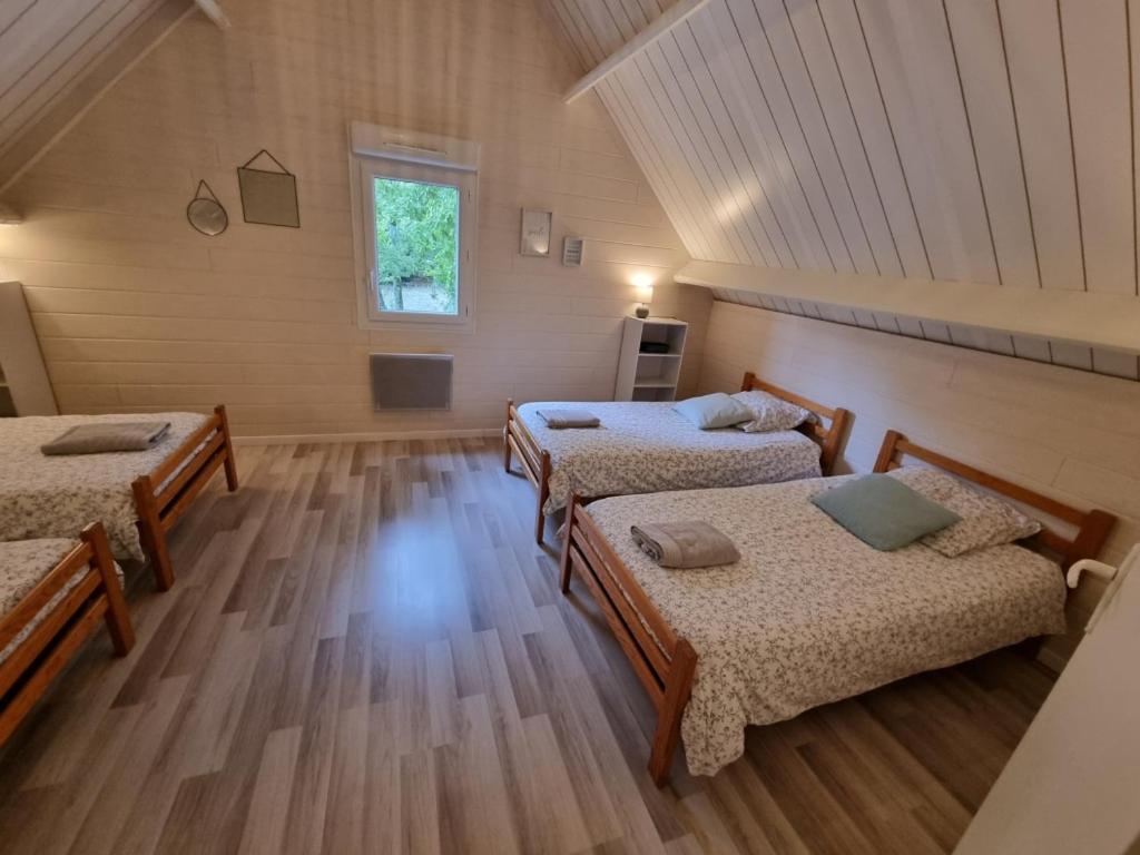 Les Chalets De Saumur, Piscine & Parc Boise, 100M Du Cadrenoir エクステリア 写真