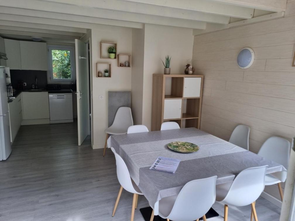 Les Chalets De Saumur, Piscine & Parc Boise, 100M Du Cadrenoir エクステリア 写真