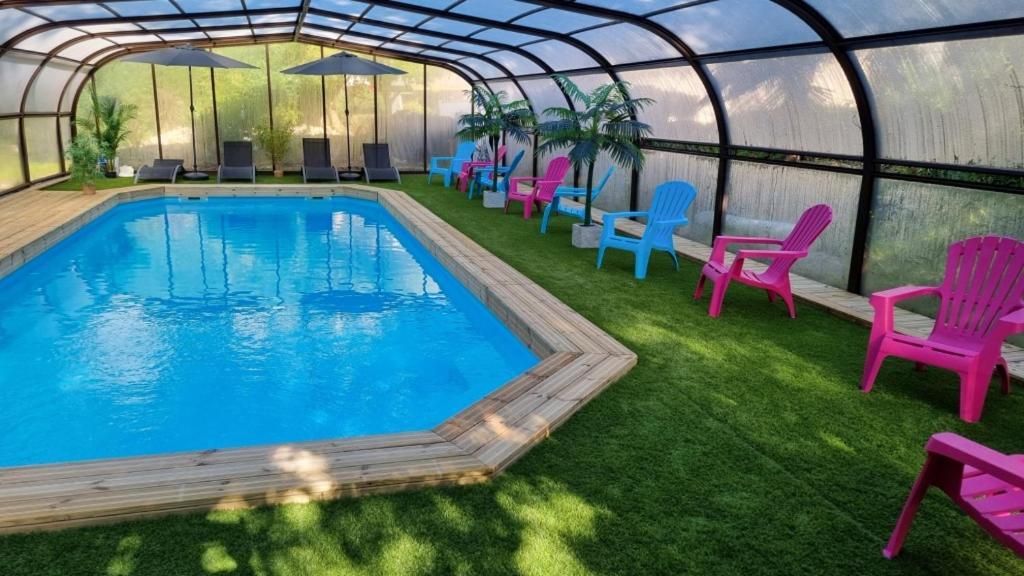 Les Chalets De Saumur, Piscine & Parc Boise, 100M Du Cadrenoir エクステリア 写真